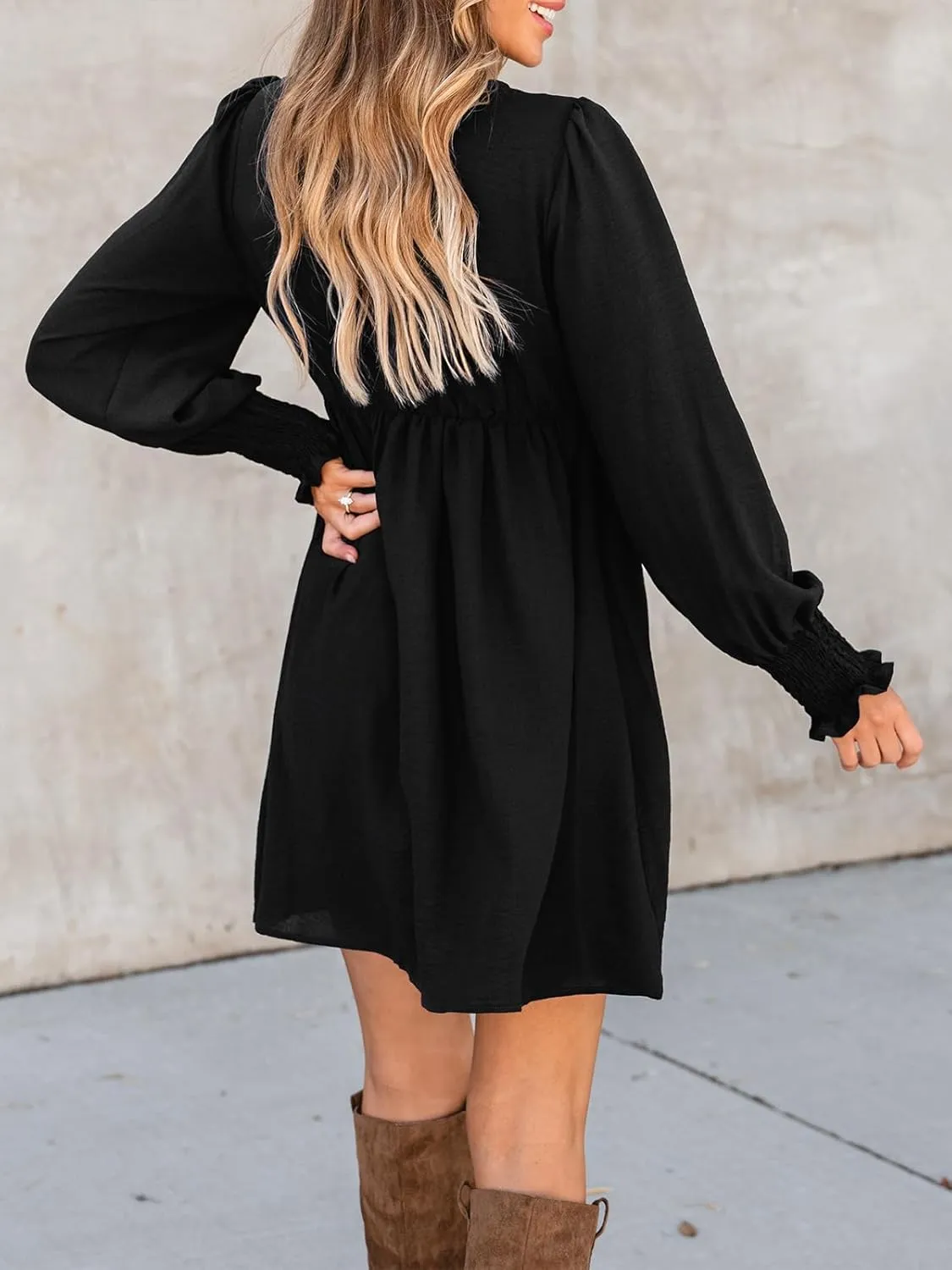 CUPSHE Women's Mini Dress Smocked V Neck Long Sleeve Empire Waist Casual A Line Dress