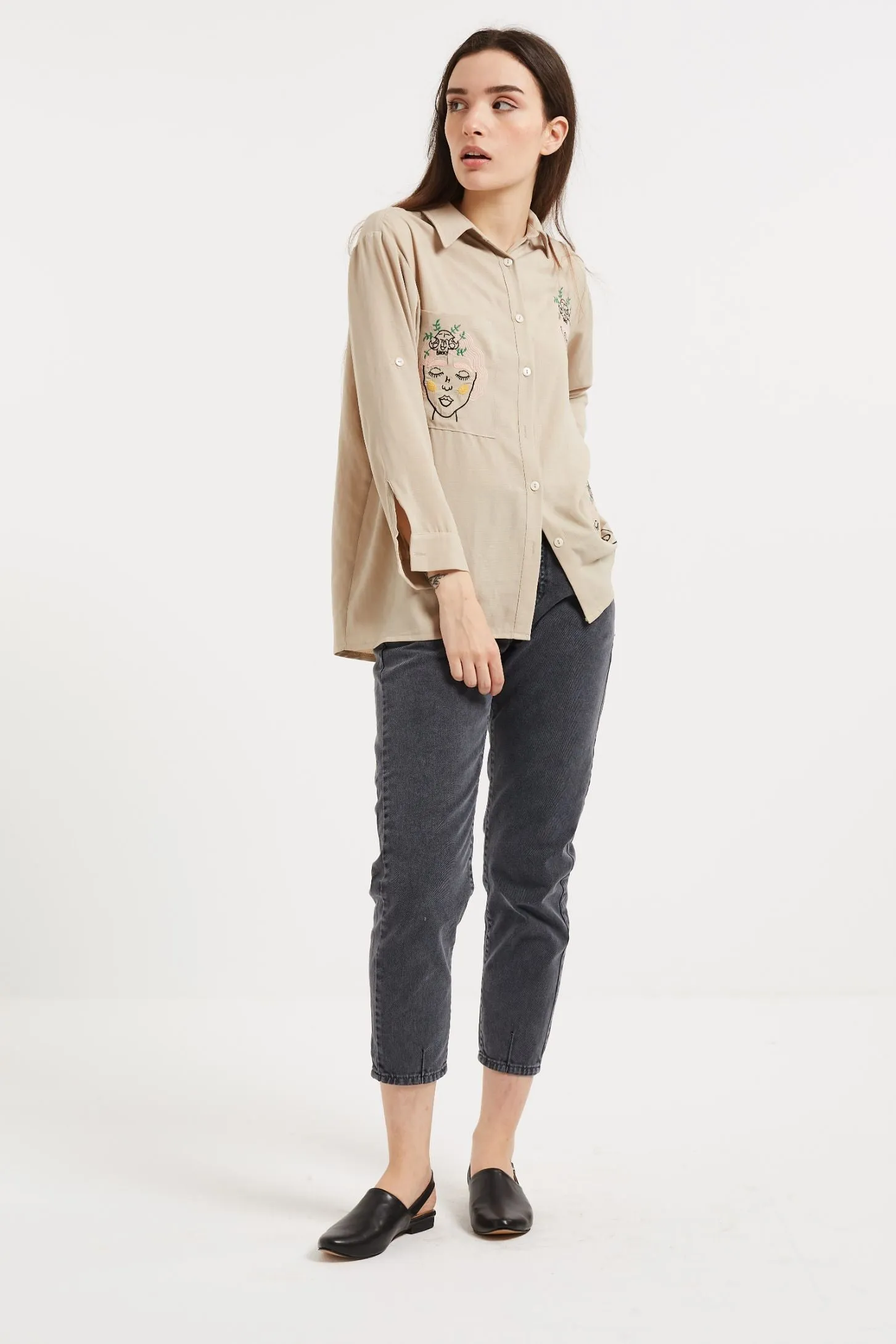 NINA EMBROIDERED SHIRT - BEIGE